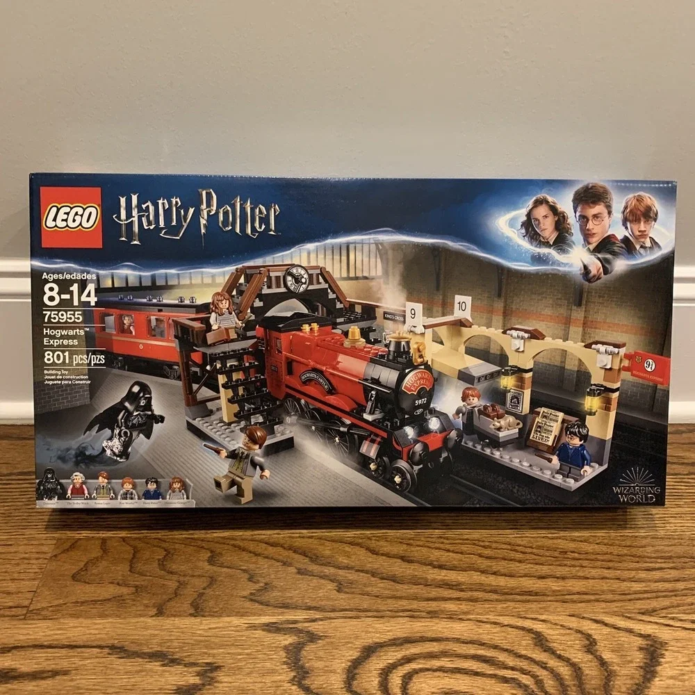 LEGO Harry Potter Hogwarts Express (75955) - 801 pieces Ages 8-14+ SEALED BOX